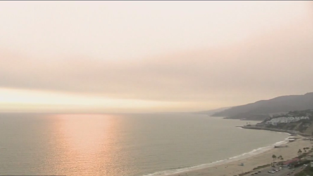 Smoke from Central, Northern California wildfires blankets the Southland
